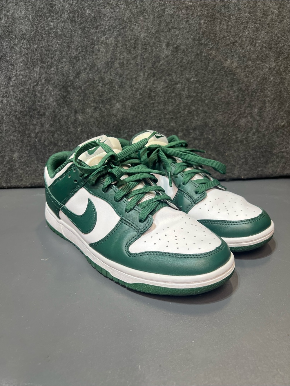 Nike Dunk Low “Michigan State” Men’s Sneaker Size 8.5